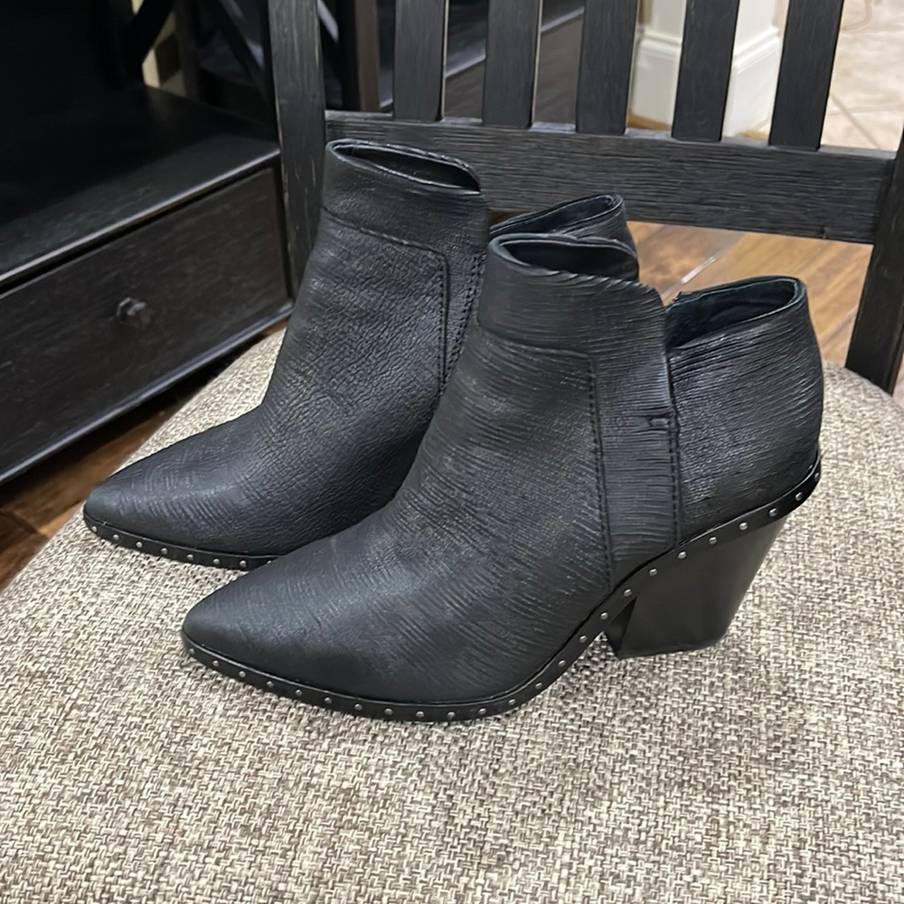 Womens Black Booties